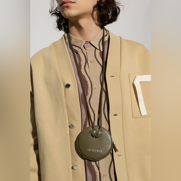 JACQUEMUS
Khaki Le Raphia 'Le Pitchou' Wallet - Picture 2 of 12
